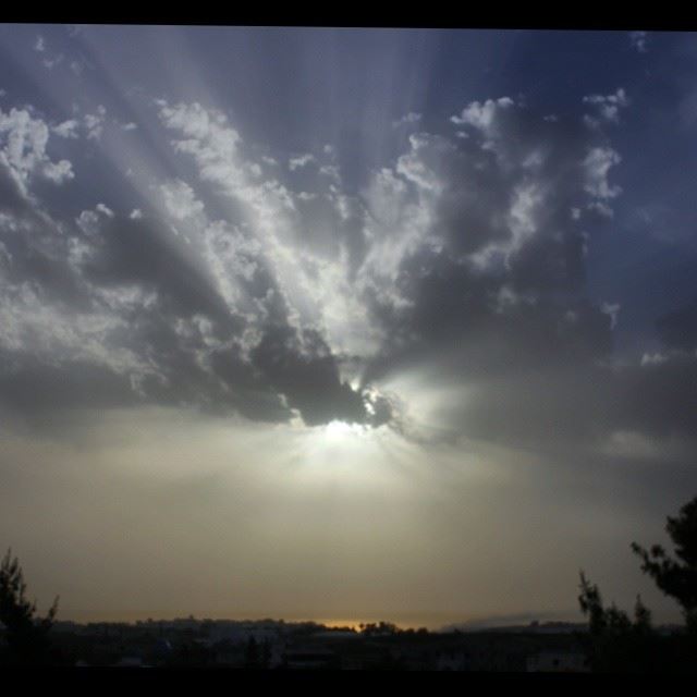  sky  skyporn  southlebanon  clouds  sun  livelovelebanon  instagood ...