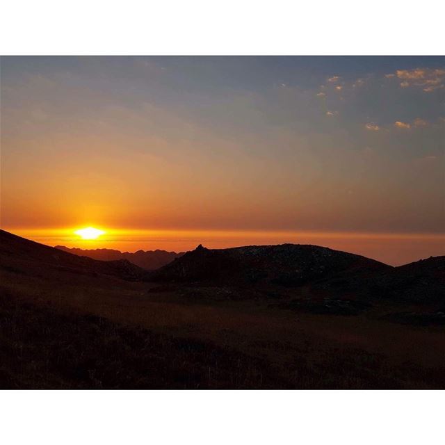 🌅 ..... sky  sunset  mountains  naturelover  wanderlust  peaceofmind... (El Laklouk, Mont-Liban, Lebanon)