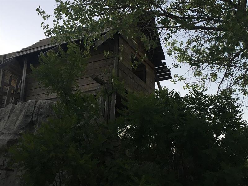 sometimes you find yourselfin the middle of nowhere,and sometimes in the... (Feitroun, Mont-Liban, Lebanon)