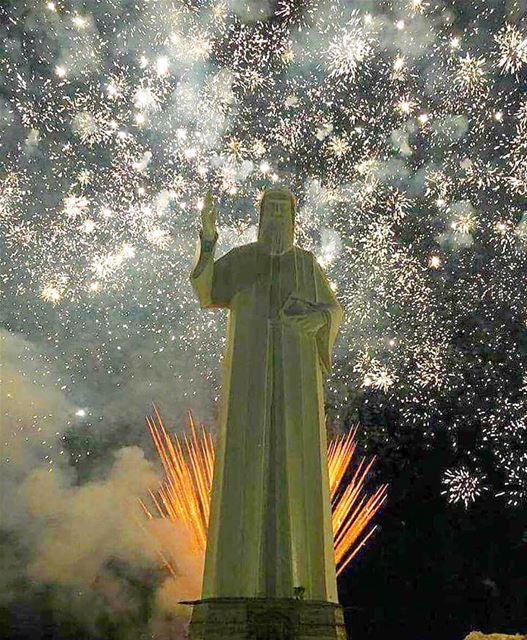 Spiritual fire works  marcharbellebanon 🙏🏼🙏🏼...📸: @perlabader .....