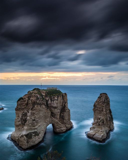 Stormy evening, Rawche Lebanon an hour ago  Livelovebeirut . 30" Long... (Beirut, Lebanon)