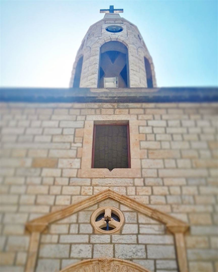  summer  summertime  lebanon  lebanese  architecture  church  maronite ... (Hammana)