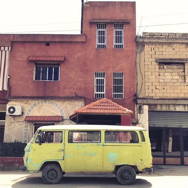 Summer yellows🎈 Lebanon tb travel travelgram traveler wanderlust... (Qabb Ilyas, Béqaa, Lebanon)