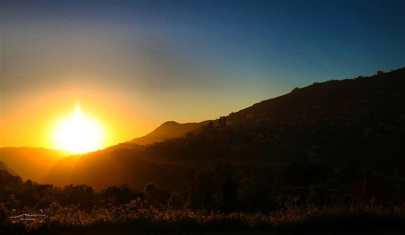 Sunset and silhouettes ☀☀ (Bcharreh, Liban-Nord, Lebanon)