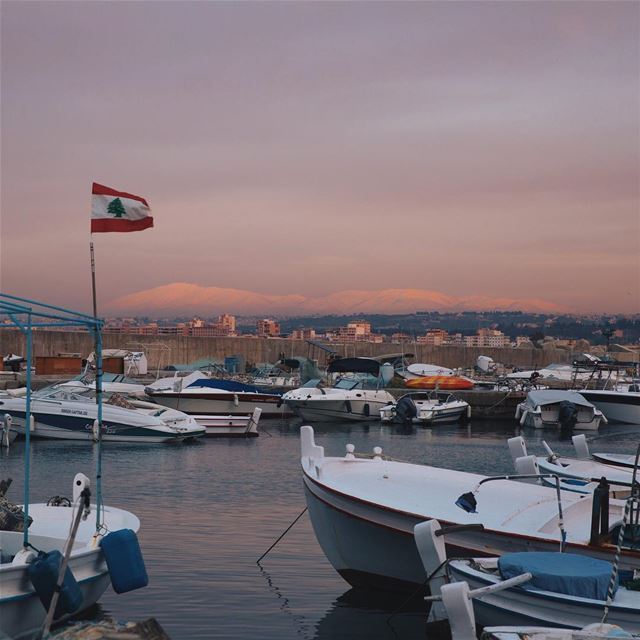 ❣🇱🇧  sunset  lebanon  tyre  mountains  nature  naturephotography  sea ... (Tyre, Lebanon)