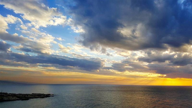  sunset livelovebeirut💛  livelovelebanon❤️  beirut  lebanon🇱🇧
