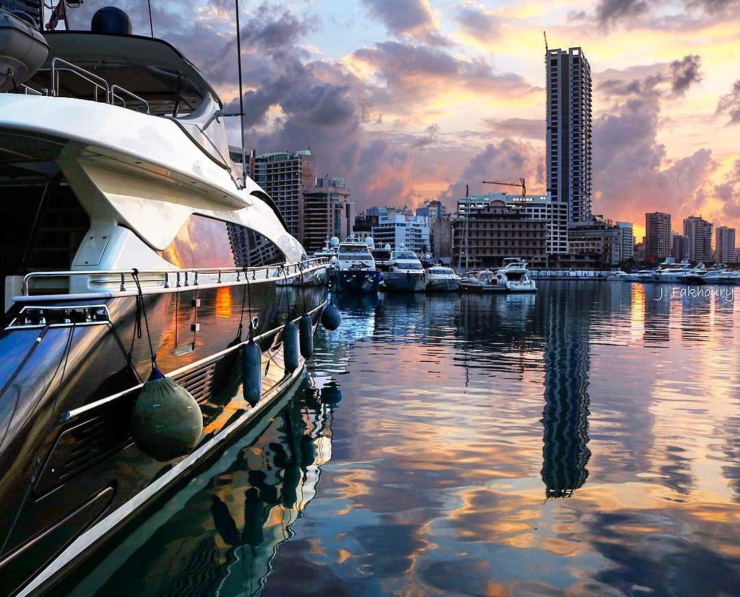 Sunset silence and beauty reflection @LiveLoveBeirut (Zeitouna Bay, Beirut , Lebanon)