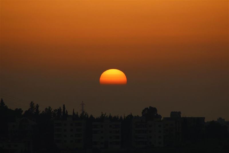 🌅.... sunset sunsetporn sunsetpics landscape landscapephotography... (Nabatîyé)