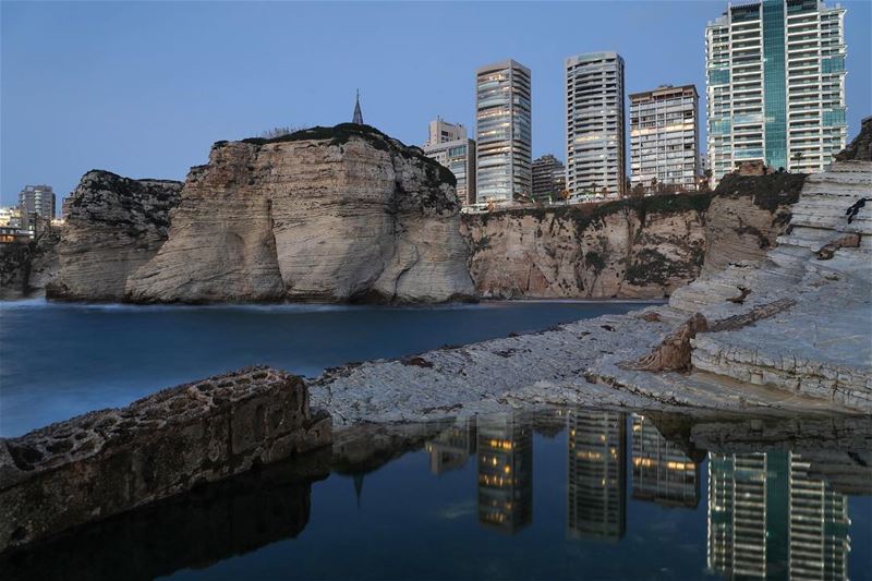 ✨.... sunset sunsetporn sunsetpics landscape landscapephotography... (Beirut- Al Rawsheh)