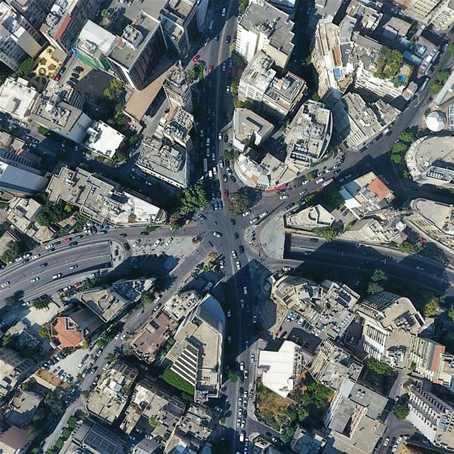 ➡ Swipe to zoom in 👀... AboveLebanon  Lebanon  LiveLoveBeirut ... (Sassine Square)