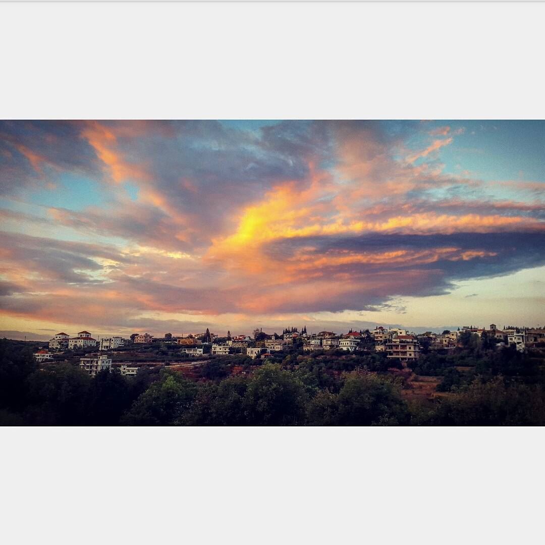 @tatiana_chahine morning morningmotivation sunrise village beautiful view... (Zgharta)