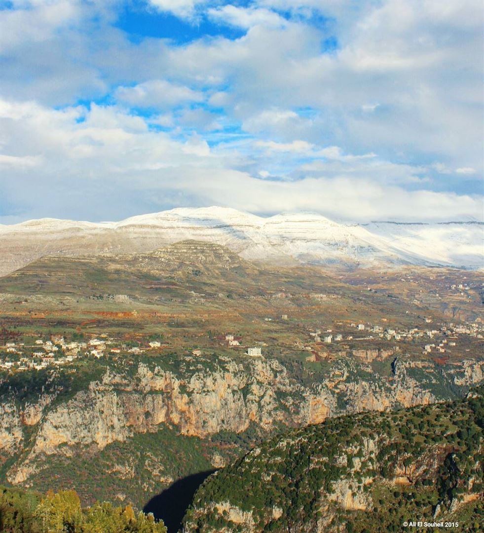  tb  qannoubine  holy  valley  mountain  snow ... (Wadi Annoubin)