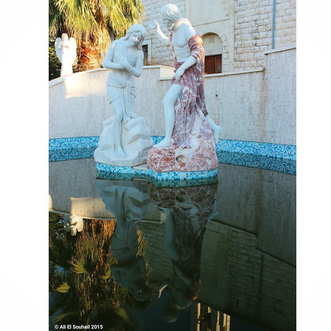  tb  statue  water  reflection  pool  church ... (Mar Semaan)