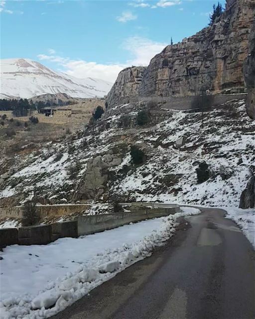  tb  timelapse  video  ehden  northlebanon  sunday  hiking  snow  winter ... (Ehden, Lebanon)