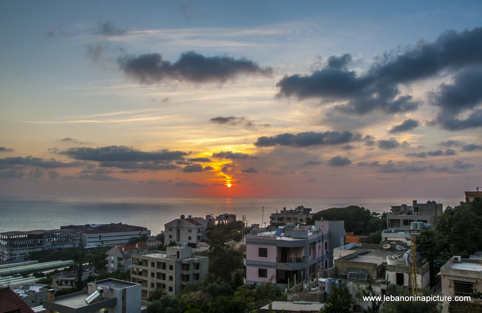 That end of spring sunset... it look like autumn no? :)  (Safra, Lebanon)