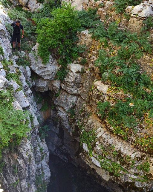 The most amazing part! It's in the middle of a mountain🗻🚶(at least 30m... (My Adventures Lebanon)