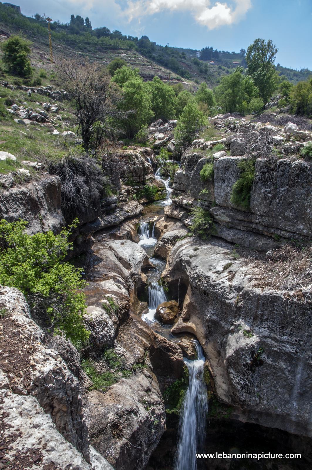 The River Leading to the 3 Bridges Waterfall and Sink Hole Called Belou3 Bal3a (Chatine, Lebanon)