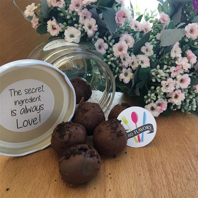The secret ingredient is always love ❤️ tasty chocolate balls for Friday... (Zgharta)