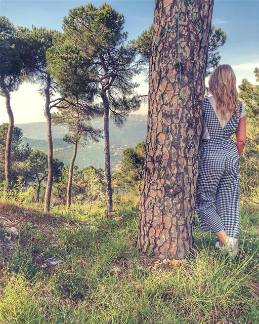 There are some things money just can’t buy 💚 beautiful nature... (Bteghrîne, Mont-Liban, Lebanon)