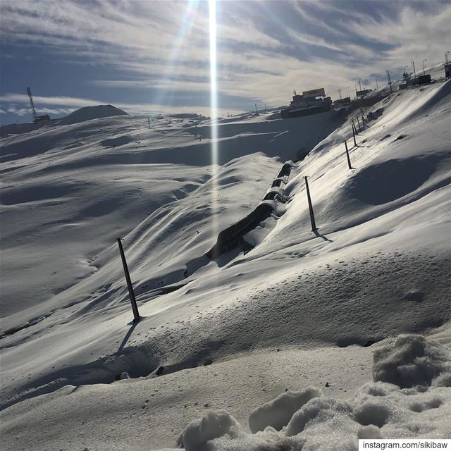 This amazing view should be here ⛄️❄️✌🏻.  nofilter  lebanon ... (Dahr El Baïdar, Mont-Liban, Lebanon)