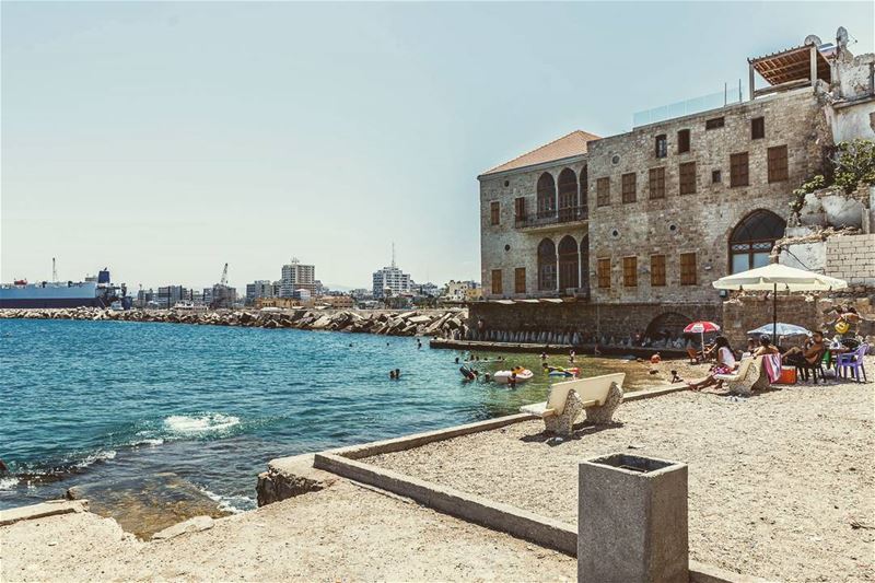 Tyre, Lebanon__________________________________________... (Tyre, Lebanon)