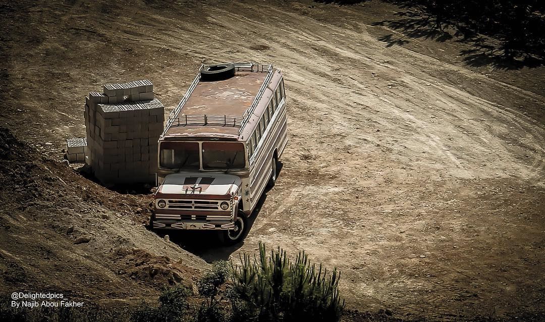  vintage  bus  oldschool  photography  mountains ...