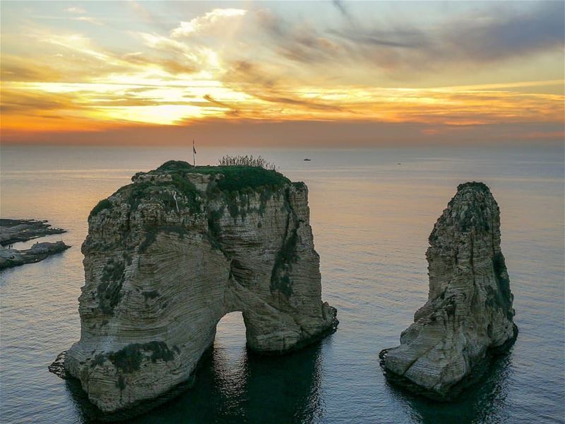 °°° Walk outside stand there in silence. Look up at the sky, and... (Beirut, Lebanon)