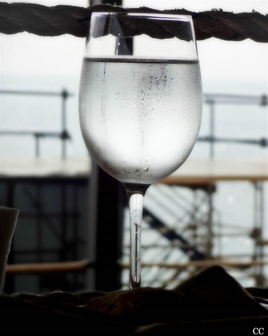  water  glass  shot  capture  camera  picoftheday  photooftheday ...