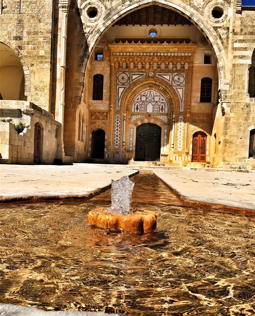 Water is the true Wealth ......💧💧🐳 livelovebeiteddine  livelovebeirut ... (Beiteddine Palace)