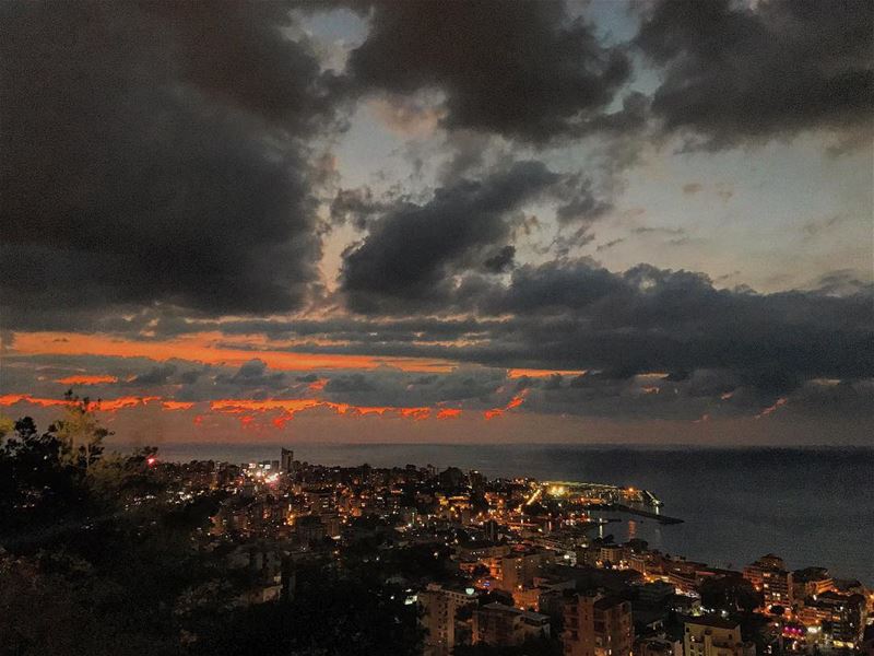 Weekend gift🌅• beiruting  beirut  lebanon  beirutcity  downtown ... (جونية - Jounieh)