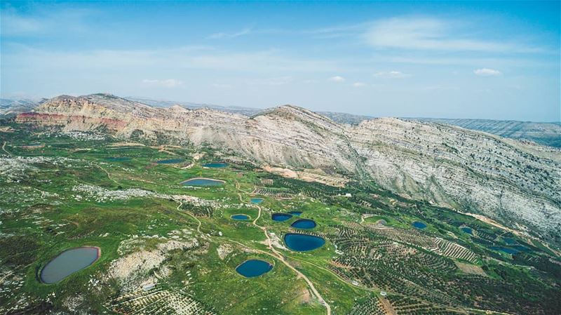 Weekend views 😍📷••• lebanon  landscapephotography  nature  drone ... (Aaqoura, Mont-Liban, Lebanon)