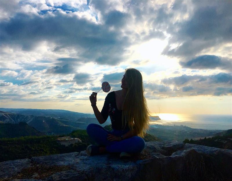 What do you mean I am looking at the wrong view?🤔 ⛅️🍭