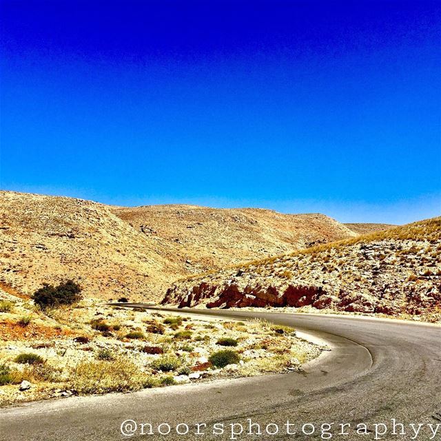 What's better than a long trip?❤️- noorsphotographyy  lebanon ptk_lebanon... (Kfardebian)