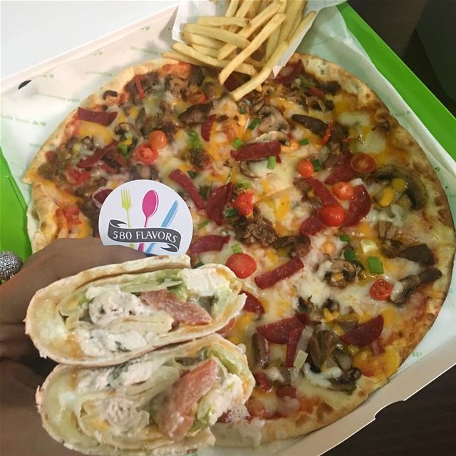 What’s ur favorite?! I loved the pizza 😍 🍕 @zaatarwzeit ...... (Naccache)