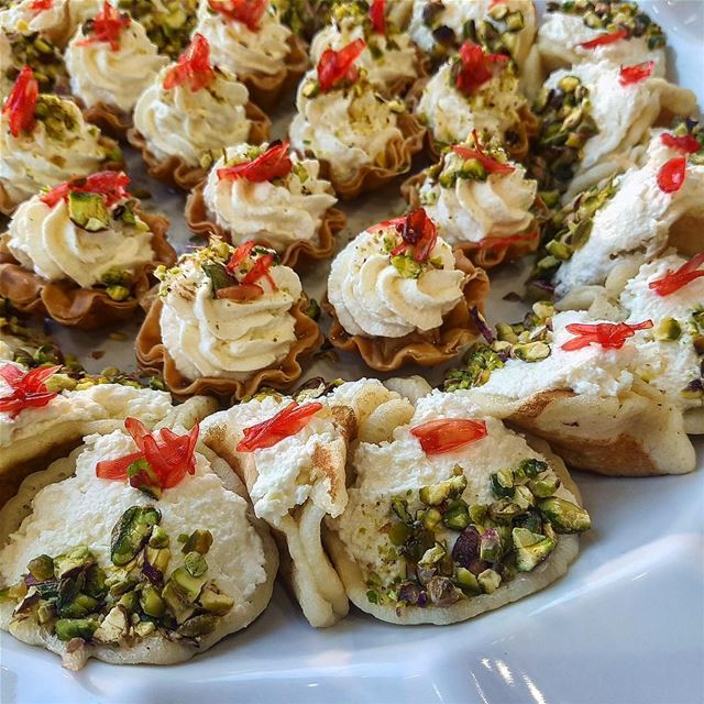 What's your favorite Lebanese Sweets? Ours is definitely anything filled... (Douaihy Cafe)