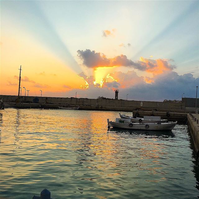  whatsuplebanon wearelebanon mybatroun loves_lebanon ig_lebanon... (Mina-batroun)