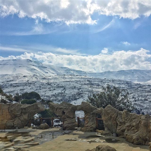 When snow falls, nature... (Bcharreh, Liban-Nord, Lebanon)