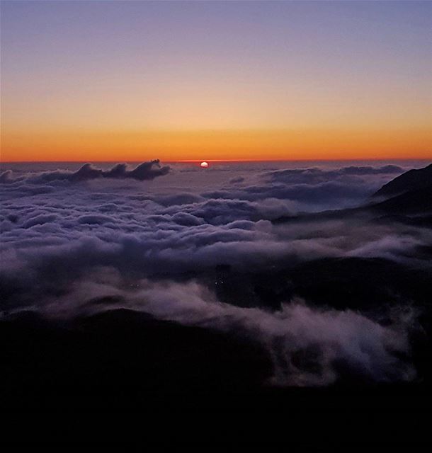 When the clouds can't reach you  seaofclouds  clouds  cloudsporn  sunset ... (Dahr el Qadîb)