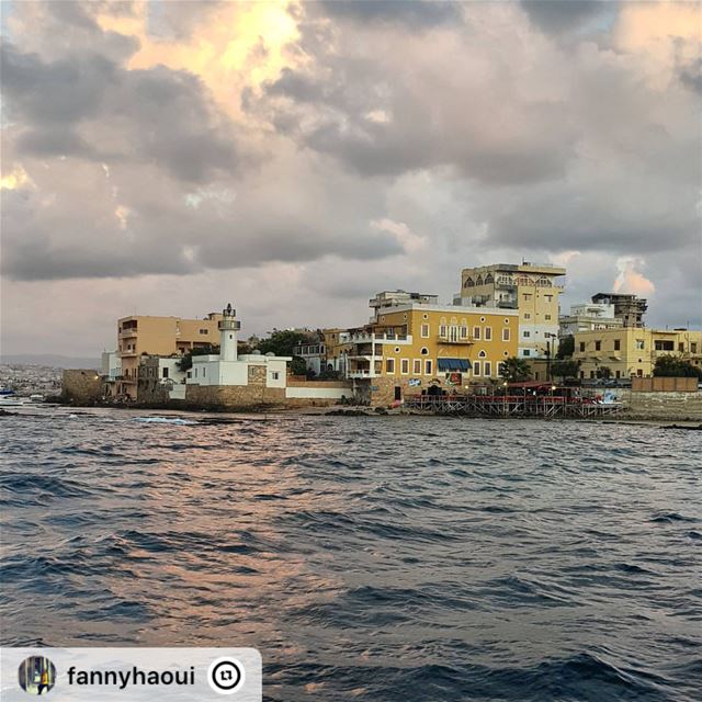 "When the sun sets down and it's already Autumn time ♥️♥️  tyre  beach ...