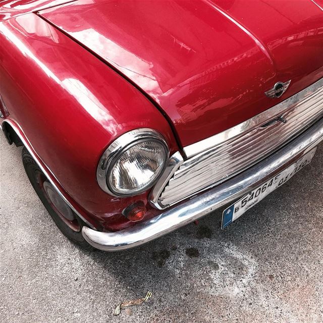 Wink at me  Beirut vintage car old carlovers.....- [ ]  vsco vscocam... (Beirut, Lebanon)