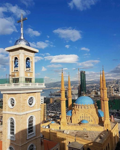 🇱🇧 Wishing you a Happy Easter with this amazing view from the Saint... (Downtown Beirut)