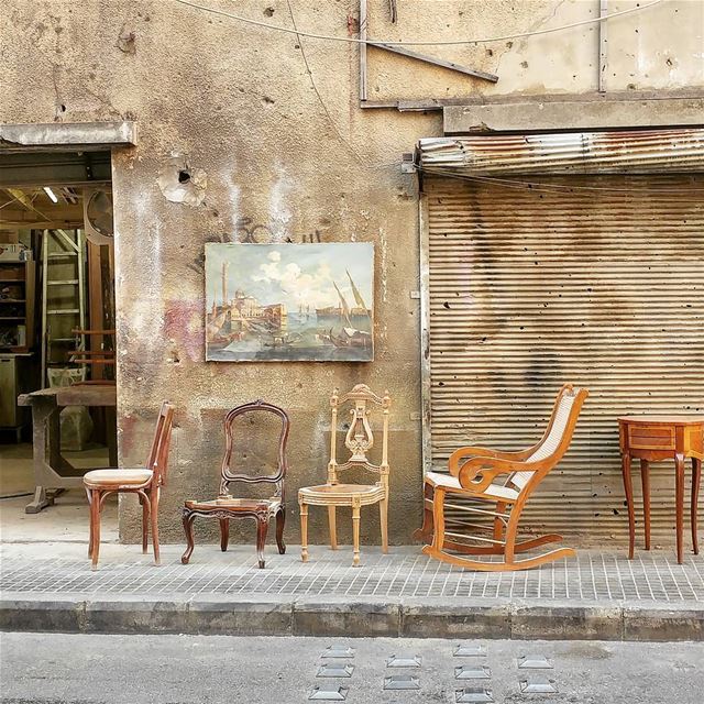 Wooden Chairs (Achrafieh, Beirut)