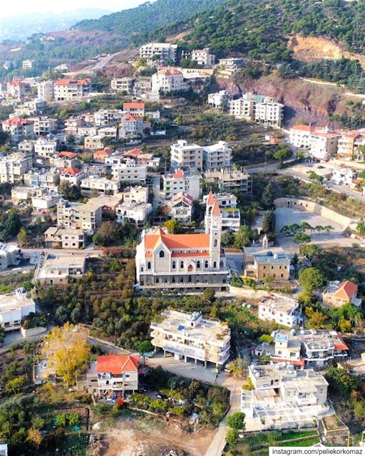 You arrive at a village, and in this calm environment, one starts to hear... (Baskinta, Lebanon)