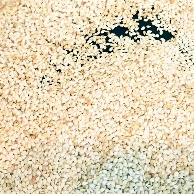 Za3tarino's Chef 👨‍🍳👩‍🍳toasting Sesame seedsBest things in life are...