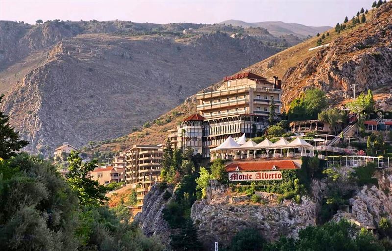 Zahle's beauty, built to last🤘Good evening igers.  zahlé  montealberto ... (Monte Alberto)