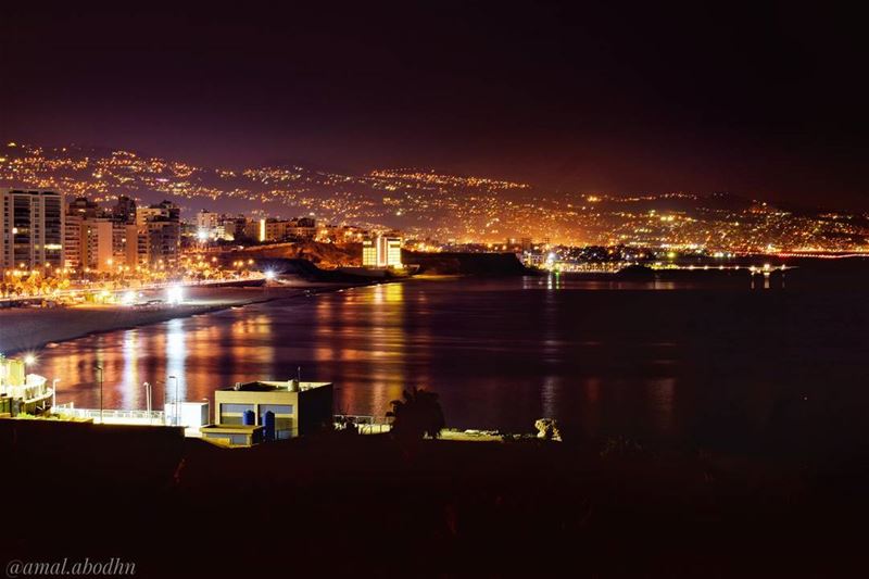 جمعت الأجيال محاسنها فكانت بيروت 👌  lebanon  photography ... (Beirut, Lebanon)