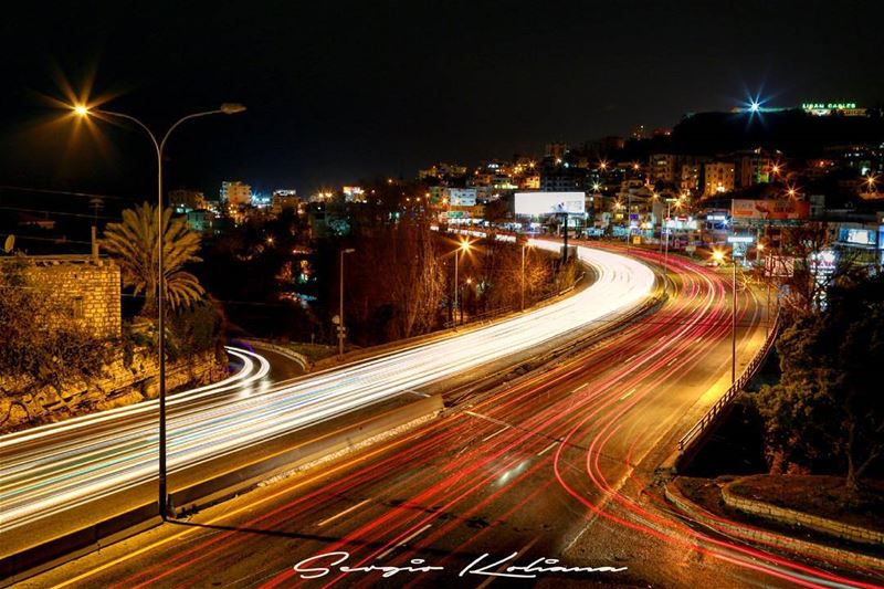 خط الرجعة. sergio_koliana_photography  meetlebanon  mylebanon ... (Okaybe)