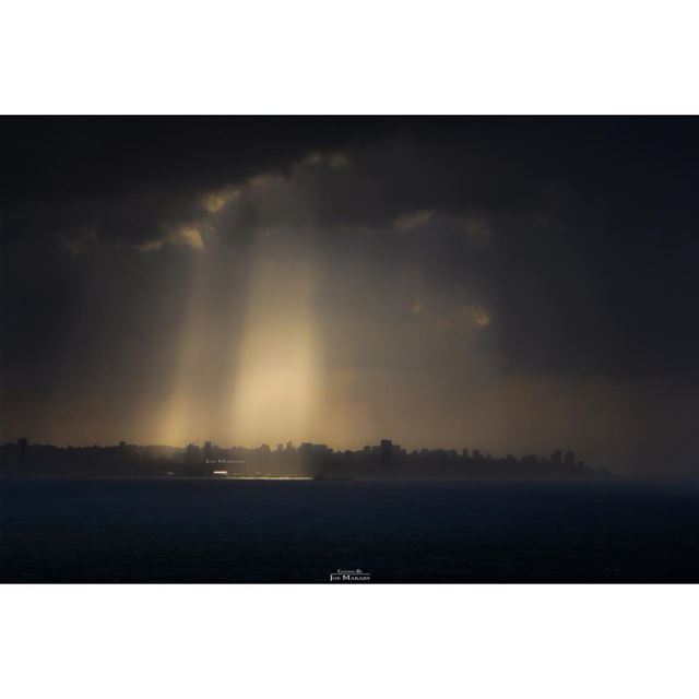 كَزهرة لوز في نيسان beirut  light  clouds  sea  livelovelebanon ...