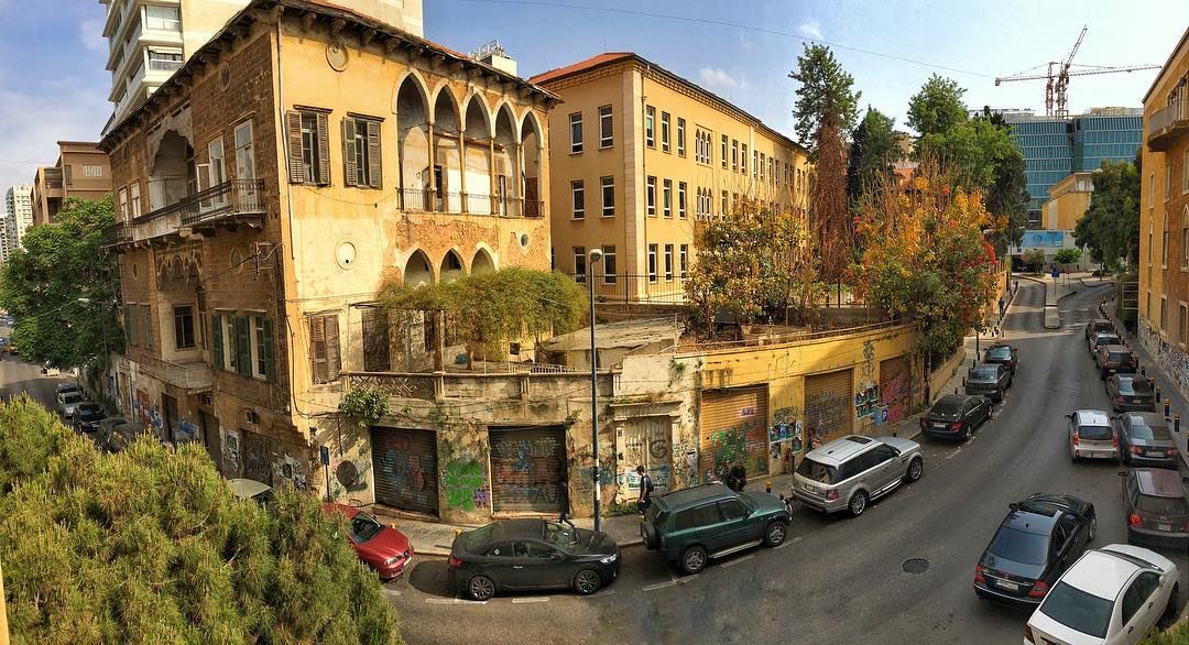 مش قادر تلغي الماضي كلّه🏡و الحاضر مش حاضر محله🏢 vintage  new ... (American University of Beirut (AUB))