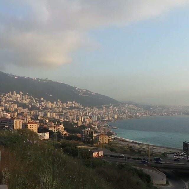 هنا جونيه، هنا لبنان (Jounieh)